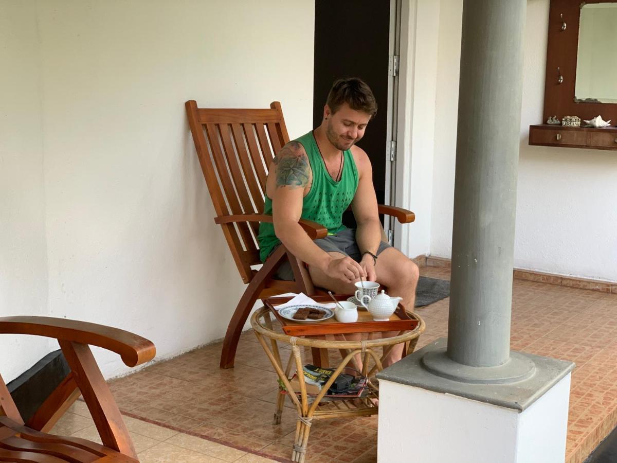 Royal Waves Negombo Hotell Eksteriør bilde